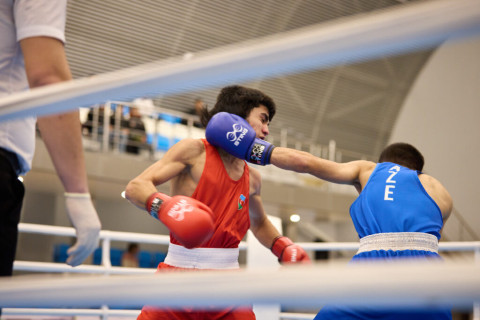 Boks üzrə Azərbaycan çempionatında ikinci günün döyüşləri başa çatıb