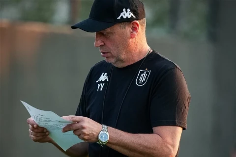 Юрий Вернидуб: "Если бы я не верил в успех с "Нефтчи", меня бы здесь не было"