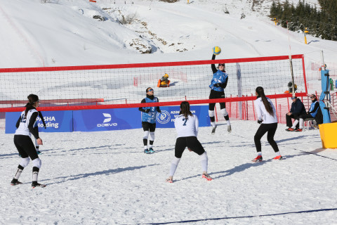 Qar voleybolu üzrə ölkə kuboku start götürüb