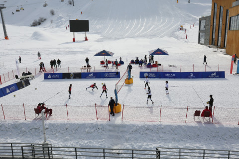 Qar voleybolu üzrə ölkə kuboku start götürüb