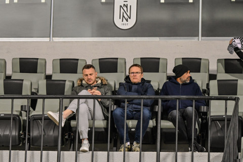 Дамбраускас присматривался к конкурентам на матче "Нефтчи" - "Зиря" - ФОТО