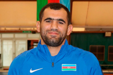 “Qazandığımı investisiya etmişəm, amma bunu hansı sahəyə yatırdığımı deməyəcəyəm” - Cəbrayıl Həsənovun İDMAN.BİZ-ə MÜSAHİBƏSİ