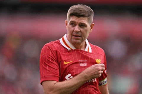 Стивен Джеррард сыграет в матче легенд "Ливерпуля" и "Боруссии"