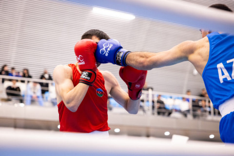 Boks üzrə Azərbaycan çempionatında 1/8 final mərhələsinə yekun vurulub