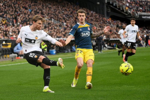 "Валенсия" вырвала победу у "Эспаньола" в матче Ла Лиги