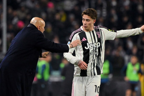 "Ювентус" дома уверенно обыграл "Наполи" - ВИДЕО