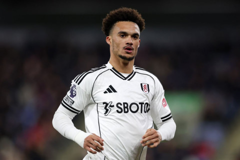 "Ливерпуль" намерен подписать левого защитника "Фулхэма"