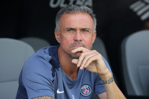 Луис Энрике заблокировал возможный переход хавбека "ПСЖ" в "Атлетико"