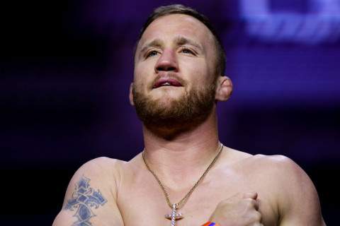 Гэтжи рассказал, что сказал Пимблетту после боя: "Посмотри на свое лицо, ублюдок"