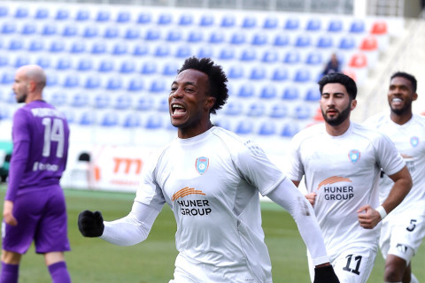 Hayderson Hurtado 999 gündən sonra ilkə imza atıb - VİDEO