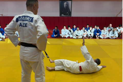 В сборных Азербайджана по дзюдо прошел семинар по новым правилам IJF