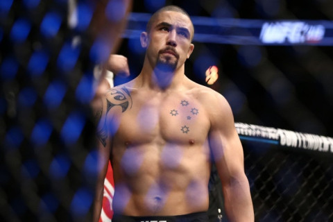 Экс-чемпион UFC сделал прогноз на бой Рафаэля Физиева против Маурисио Руффи - ФОТО