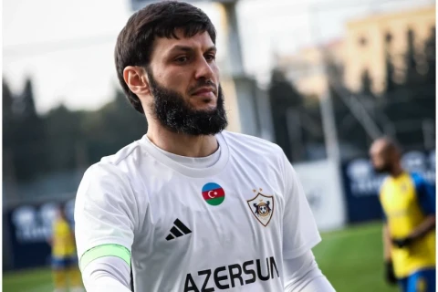 “Kəpəz”lə oyunda zədələnən Bədavi Hüseynov Liverpula yollanacaqmı? - Klubdan AÇIQLAMA