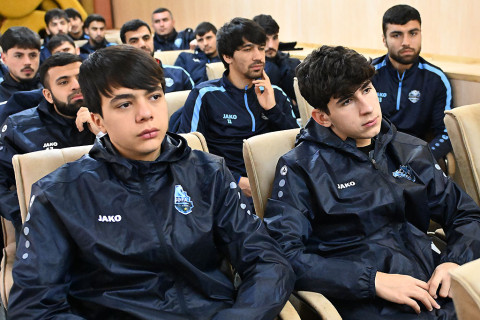 Azərbaycan klubunun üzvləri üçün danışılmış oyunlarla bağlı maarifləndirici sessiya təşkil olunub