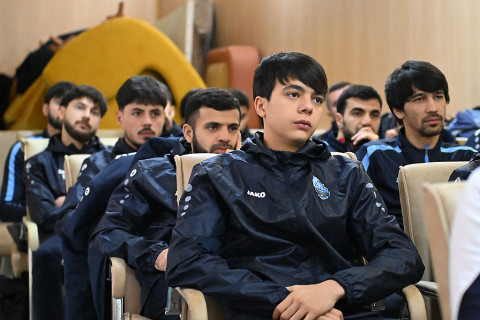 Azərbaycan klubunun üzvləri üçün danışılmış oyunlarla bağlı maarifləndirici sessiya təşkil olunub