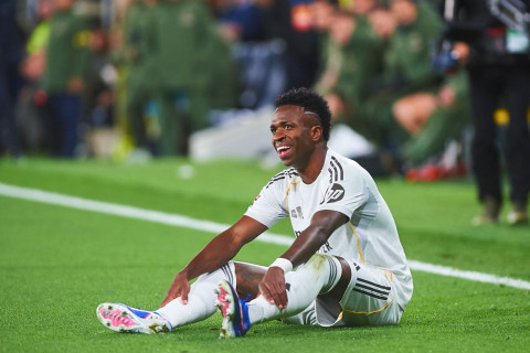 Vinisius “Real”a xəbər verdi: Getməyə hazırdır