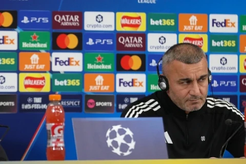 Qurban Qurbanov: “İngiltərədə yaxşı oyun sərgilmək istəyirik”