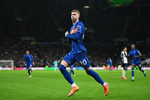 “Çelsi”nin futbolçusu öz brendini yaradıb - FOTO