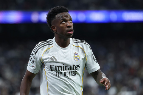 Названы шесть суперклубов, куда мог бы уйти Винисиус