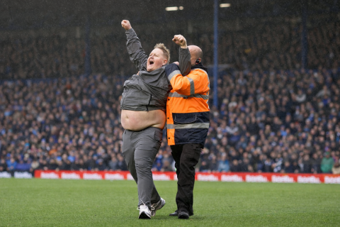 Sevincin cəzası ağır oldu: fanata 2,5 illik qadağa - VİDEO