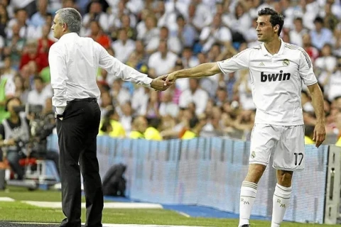 Mourinyo: “Arbeloa “Real Madrid”də oynamış ən yaxşı oyunçulardan biri idi”