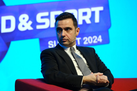 Ceyhun Kazancı: “Elvin Cəfərquliyev Türkiyənin böyük komandalarında rahatlıqla oynaya bilər”