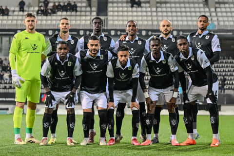 “Neftçi” iki legionerlə danışıqlar aparır - İDDİA