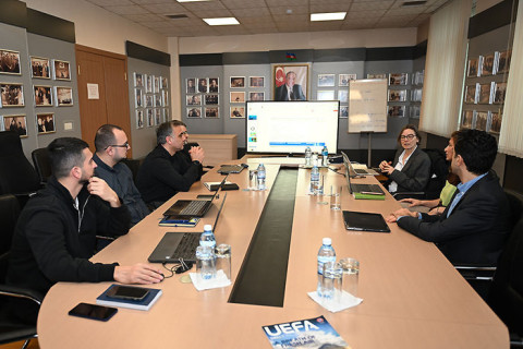 AFFA və UEFA kütləvi futbol sahəsində əməkdaşlığı gücləndirir - FOTO