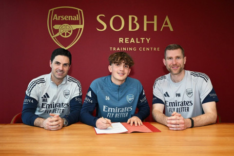 Çempionlar Liqasının rekordçusu “Arsenal”la ilkin müqavilə imzalayıb