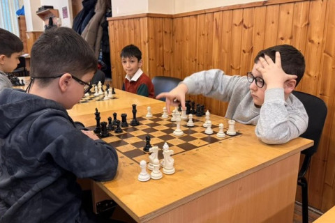Nəsimi rayonunda “Azərbaycan Gəncləri Günü”nə həsr olunmuş şahmat turniri keçirilib - FOTO