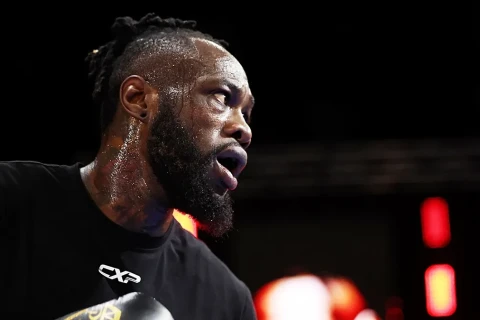 Deontay Wilder to face Derek Chisora at London’s O2 Arena on 4 April