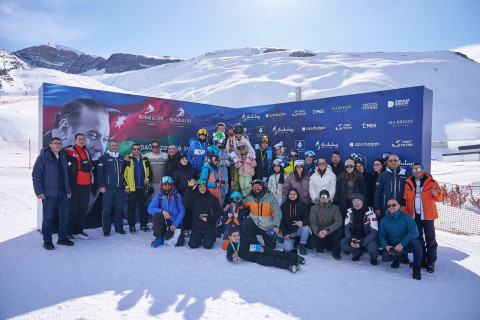 В Шахдаге состоялся Кубок Гейдара Алиева по горнолыжному спорту - ФОТО