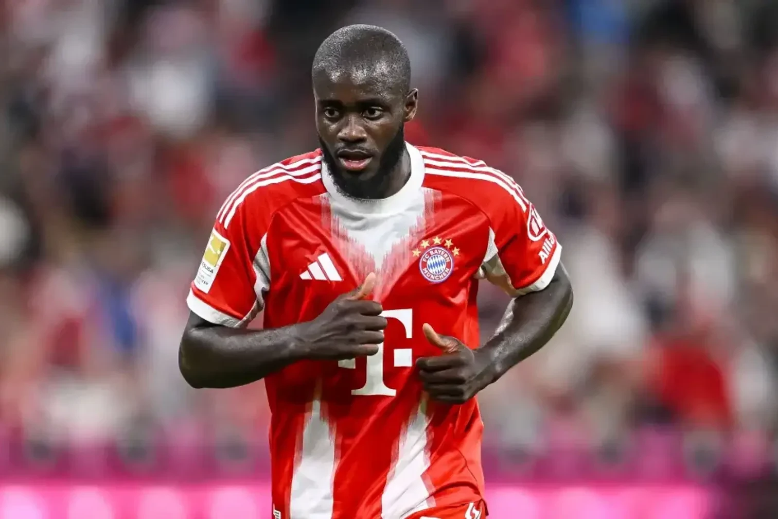 Upamekano “Bavariya” ilə 2030-cu ilə qədər müqavilə imzalamağa razılıq verib