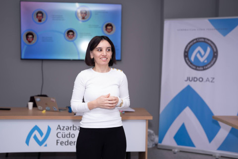 Yeniyetmə qızlardan ibarət milli komanda üçün art-terapiya seminarı keçirilib - FOTO