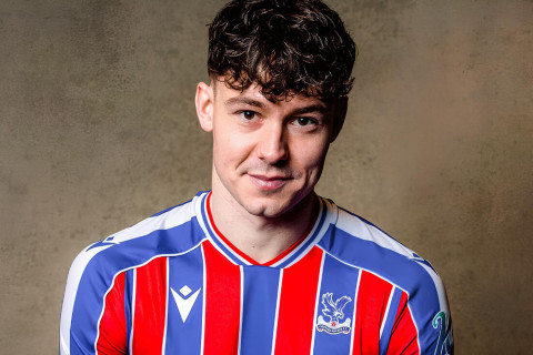 Yorgen Strann Larsen “Vulverhempton”dan “Kristal Palas”a keçib