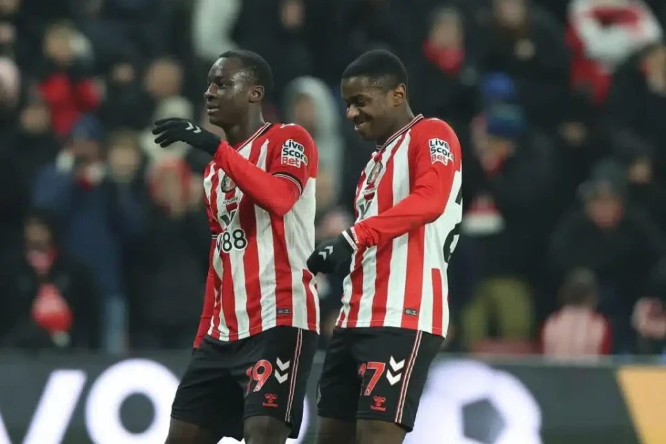 İngiltərə Premyer Liqası: “Sanderlend” “Börnli”ni darmadağın edib