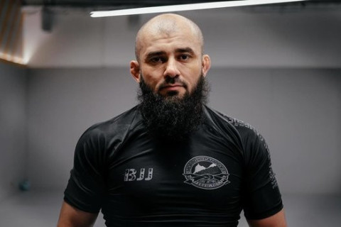 Вице-президент российского промоушна: "Надеюсь UFC не разорвет контракт с Рафаэлем Физиевым"