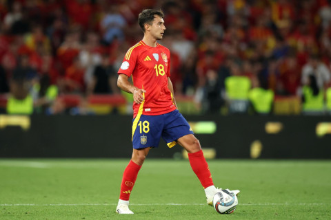 “Arsenal”ın yarımmüdafiəçisi “Real”a keçməsi barədə şayiələrə aydınlıq gətirdi