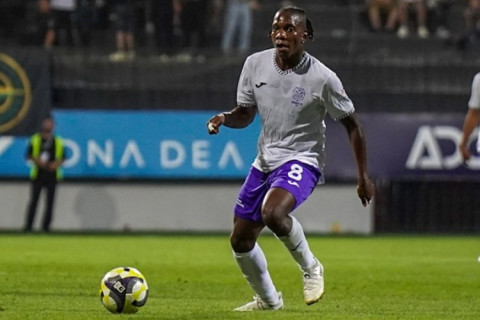 “Şamaxı”nın tanzaniyalı futbolçusu: “Qarabağ” böyük komandadır” - MÜSAHİBƏ