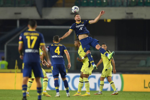 Сухая ничья оставила "Верону" и "Пизу" на дне таблицы