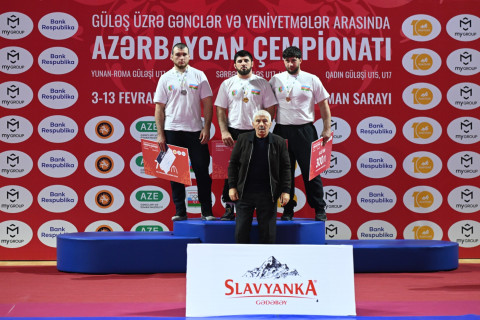 Завершился чемпионат Азербайджана по греко-римской и вольной борьбе - ФОТО