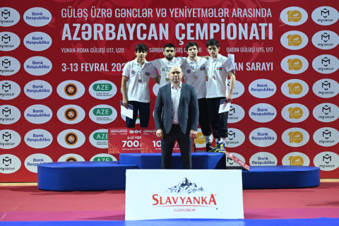 Завершился чемпионат Азербайджана по греко-римской и вольной борьбе - ФОТО