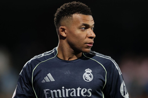 Мбаппе направил судебных приставов в офис "ПСЖ"