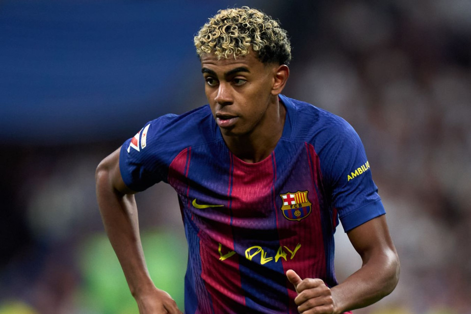 Rafinya Yamal barədə: “Sosial mediada çox vaxt keçirir və səhərlər yuxulu olur” - VİDEO