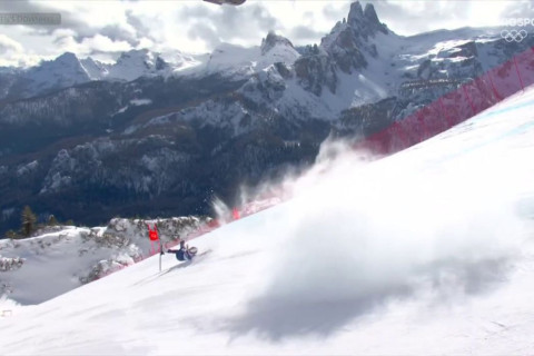 Американскую горнолыжницу эвакуировали на вертолете после тяжелого падения на Олимпиаде 2026 - ФОТО