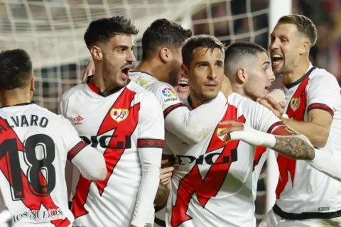 “Rayo Valyekano” oyunçuları aylardır öz bazalarında məşq edə bilmirlər - AS