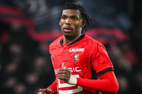 Защитник за 63 млн евро, которого ждет "Ливерпуль", выбыл из строя