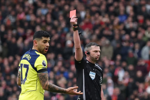 Кристиан Ромеро установил антирекорд по количеству удалений среди игроков АПЛ