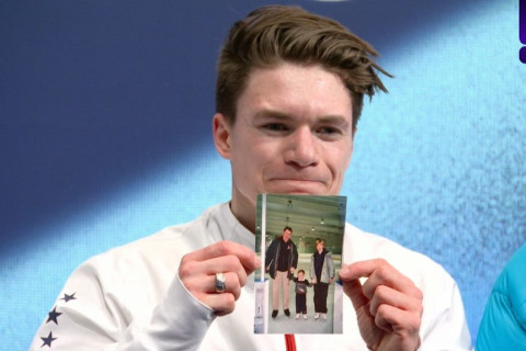 Американский фигурист показал фото погибших родителей после короткой программы на Олимпиаде-2026