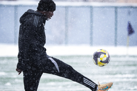 "Карабах" унес три очка со "снежного" стадиона "Шамахы" на последних минутах  - ОБНОВЛЕНО + ФОТО